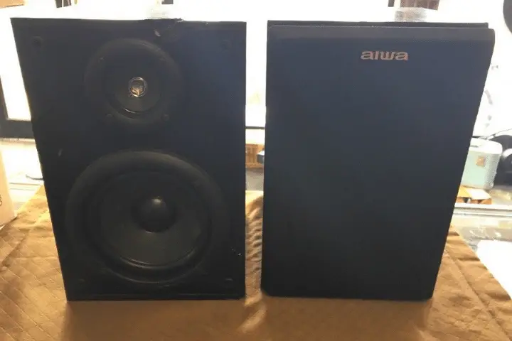 How To Use Old Aiwa Speakers
