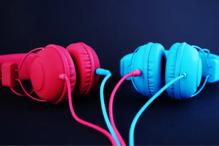 What Color Headphones Should I Get